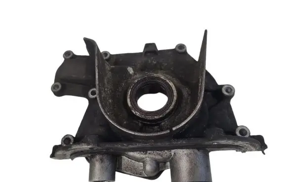 Opel Insignia A Oil pump 55566000