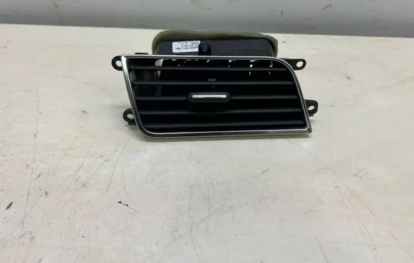 Audi A8 S8 D4 4H Dashboard side air vent grill/cover trim 4H1820902A
