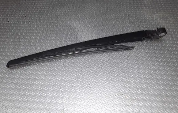 Audi A4 S4 B5 8D Rear wiper blade 