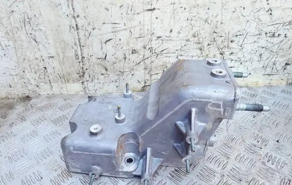 KIA Niro Engine mounting bracket 