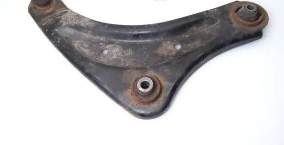 Nissan Leaf I (ZE0) Front lower control arm/wishbone