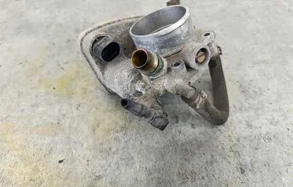 Opel Zafira B Throttle body valve 55562380