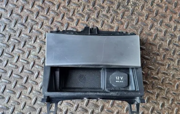 Mercedes-Benz C W204 Ashtray (front) A2046801350