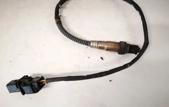Volkswagen Golf V Lambda probe sensor 03g906262a 0281004042