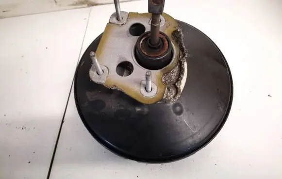 Renault Scenic III - Grand scenic III Brake booster 472100005r