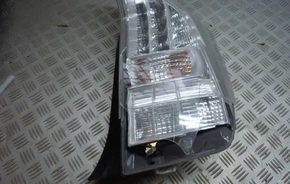 Toyota Prius (XW30) Rear/tail lights