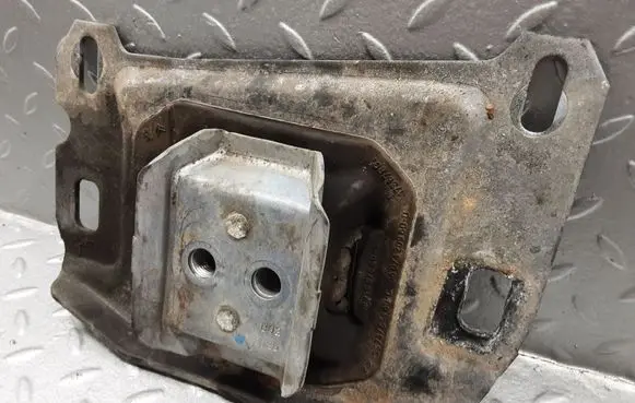 Citroen Berlingo Gearbox mount 9807420980 9673768480 9807420980B