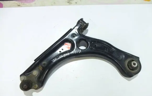 Front lower control arm/wishbone