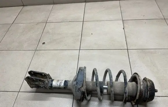 Renault Clio II Front shock absorber with coil spring