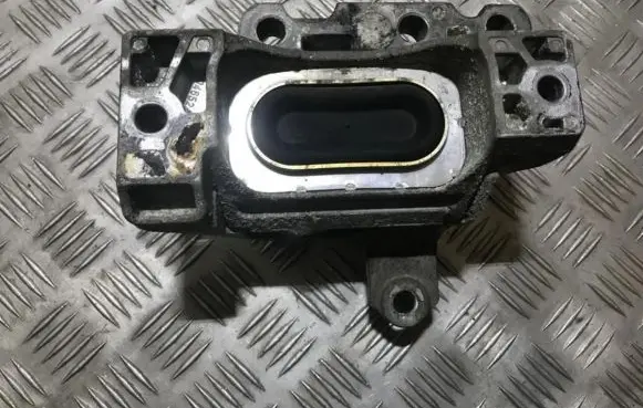 Opel Signum Engine mount bracket 210446111 210446-1-11