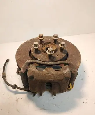Opel Vivaro Front wheel hub