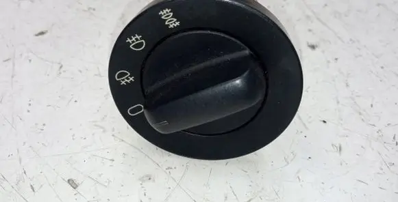 BMW 5 E39 Fog light switch 8363684
