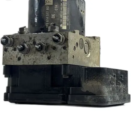 Volkswagen Golf VI Master brake cylinder 1K0907379AD 1K0614517BD 10021202204
