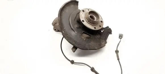 Nissan Qashqai Front wheel hub 