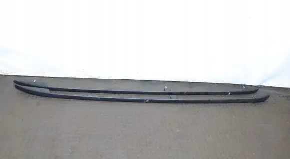 Volkswagen Touran II Roof transverse bars on the 