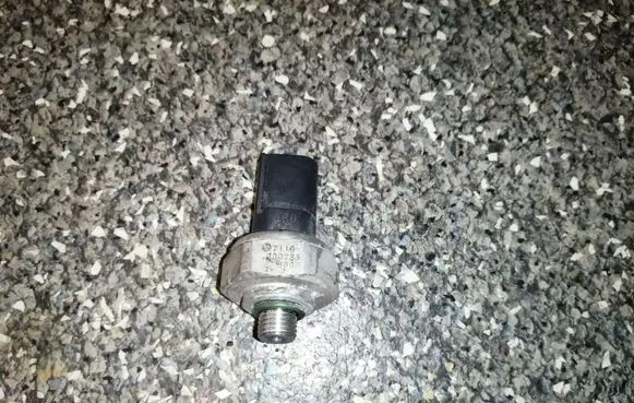 Air conditioning (A/C) pressure sensor