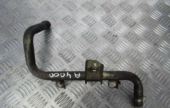 Nissan Navara D22 Engine coolant pipe/hose