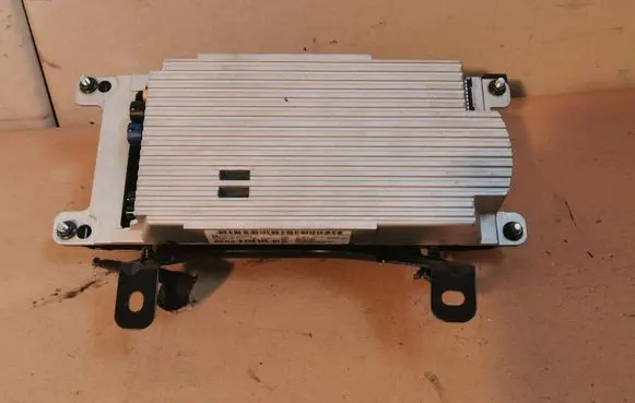 BMW 7 F01 F02 F03 F04 Bluetooth control unit module 9238245