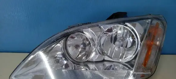 Ford C-MAX I Headlight/headlamp 4311158L