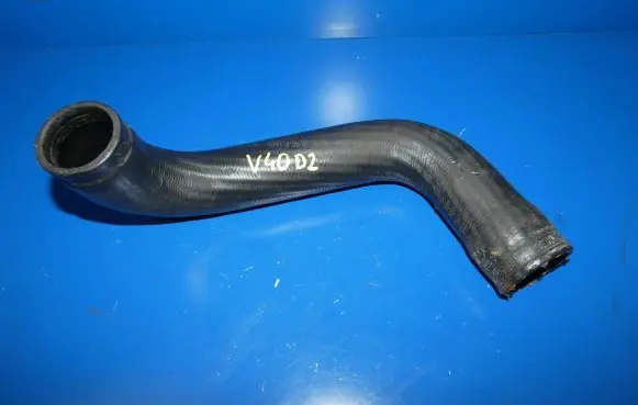Volvo V40 Engine coolant pipe/hose V40D2