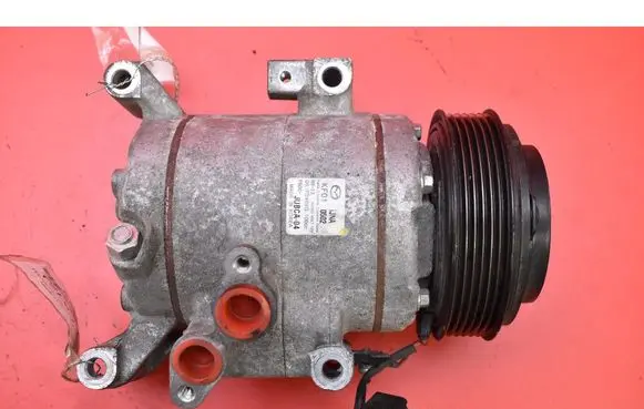 Mazda CX-5 Air conditioning (A/C) compressor (pump) F500-JUBCA-04