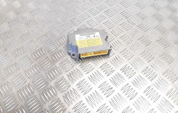 Mercedes-Benz A W169 Airbag control unit/module A1698206626