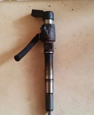 Seat Ibiza IV (6J,6P) Fuel injector 03L130277B 9443061780