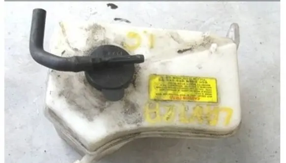 Hyundai Lantra II Coolant expansion tank/reservoir
