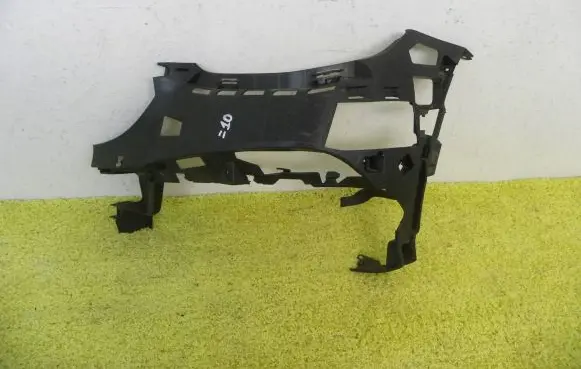 Mercedes-Benz E W213 Front bumper mounting bracket 2138852403