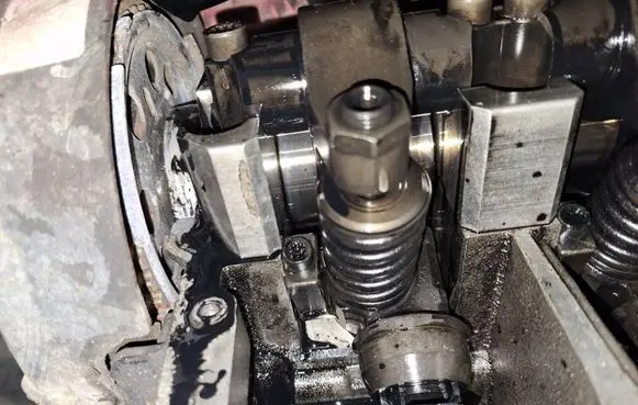 Volkswagen Caddy Fuel injector