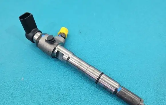Volkswagen PASSAT B7 Fuel injector 03L130277B IMPRK1594339