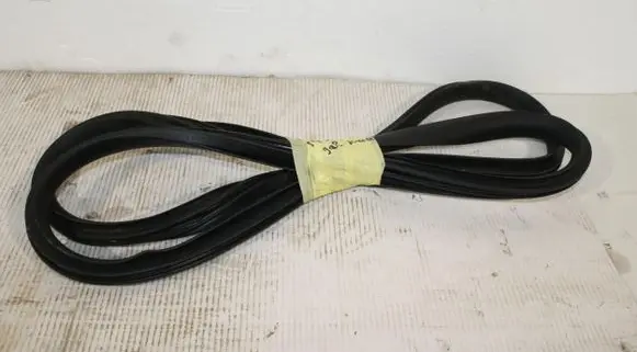 Tesla Model Y Rubber seal rear door 149767500B