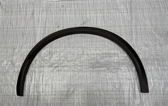 Maserati Grecale Fender trim (molding) 670200585
