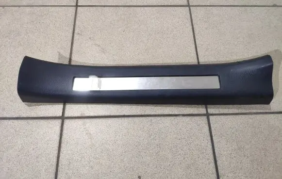 Lexus RX 450H Rear sill trim cover 6794048090