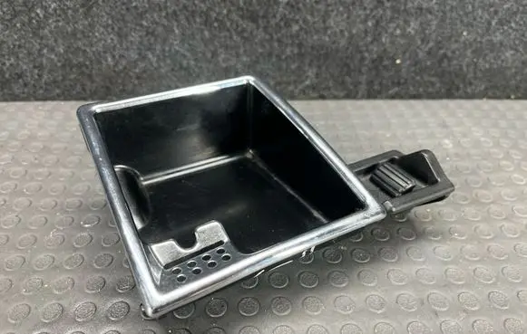 Mercedes-Benz E W211 Car ashtray A2118100428