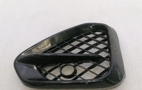 Bentley Continental Front bumper upper radiator grill 3SD807684