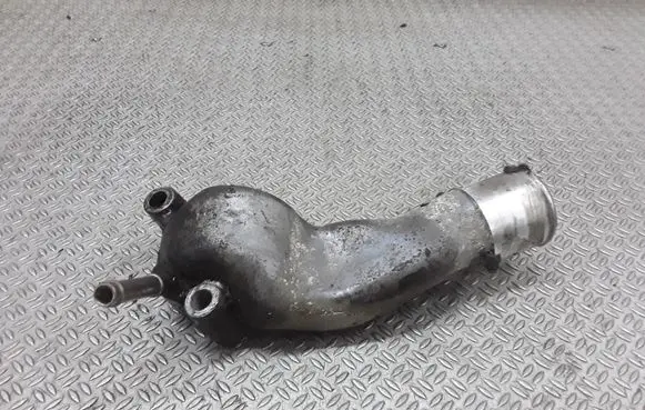 Toyota Avensis T250 Engine coolant pipe/hose
