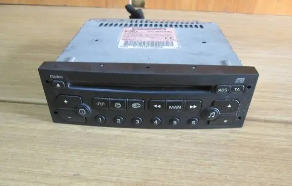 Citroen C3 Pluriel Radio/CD/DVD/GPS head unit 96476647XT