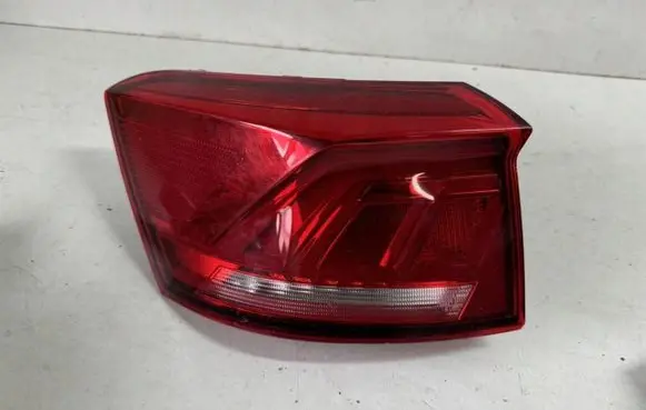 Volkswagen T-Roc Rear/tail lights 2GC945095D