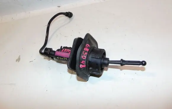 Ford Focus Clutch master cylinder BV617A543AA 1863548 3M517A543AF