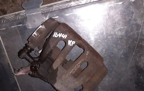 Peugeot 407 Front brake caliper 9661729780TRW