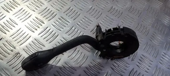 Volkswagen Polo III 6N 6N2 6NF Indicator stalk