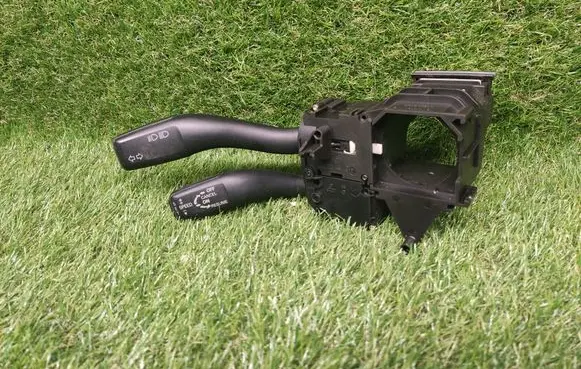 Audi A4 S4 B6 8E 8H Indicator stalk 8E0953521D 8E0953513