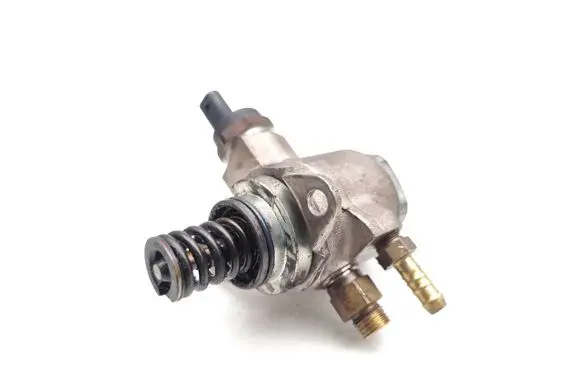 Volkswagen Golf Cross Fuel injection high pressure pump 03C127026J