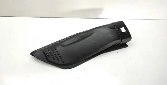 BMW 7 E65 E66 Air filter box cover 7789109 13717789109