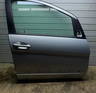 Mercedes-Benz B W245 Front door A1698200202 993583107 A1695407805