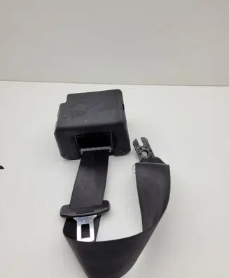 Rear seatbelt