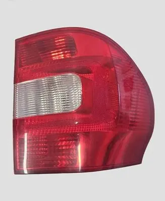 Skoda Yeti (5L) Rear/tail lights 5L0945095 5L0945111