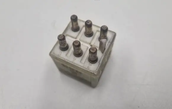 Mercedes-Benz SL R129 Other relay A0015427819 0015427819