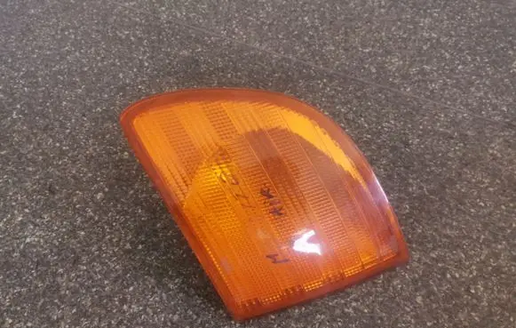 Mercedes-Benz Vito Viano W638 Front indicator light